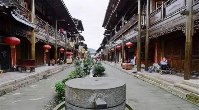 福建舰未海试：热心网友就等不及了，提前规划了护航舰艇和舰载机